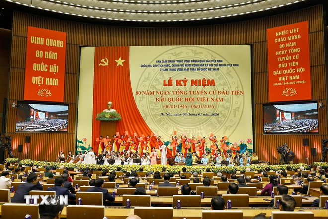 Chương trình nghệ thuật đặc biệt chào mừng Lễ kỷ niệm. Ảnh: TTXVN