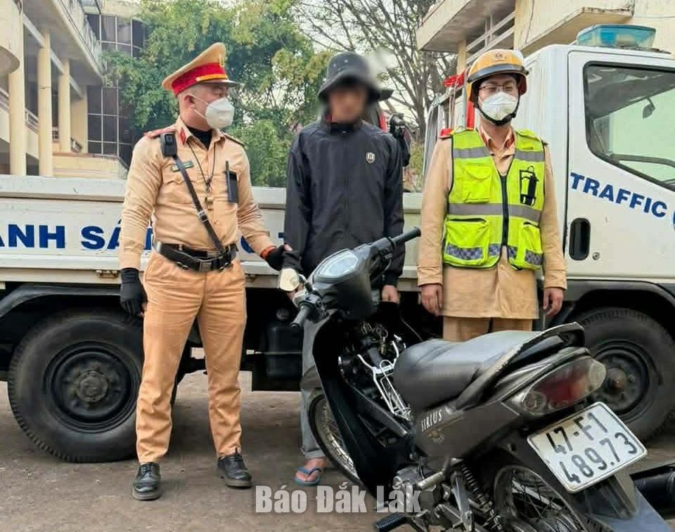 Đối tượng Nguyễn Đình Th. tại thời điểm kiểm tra.