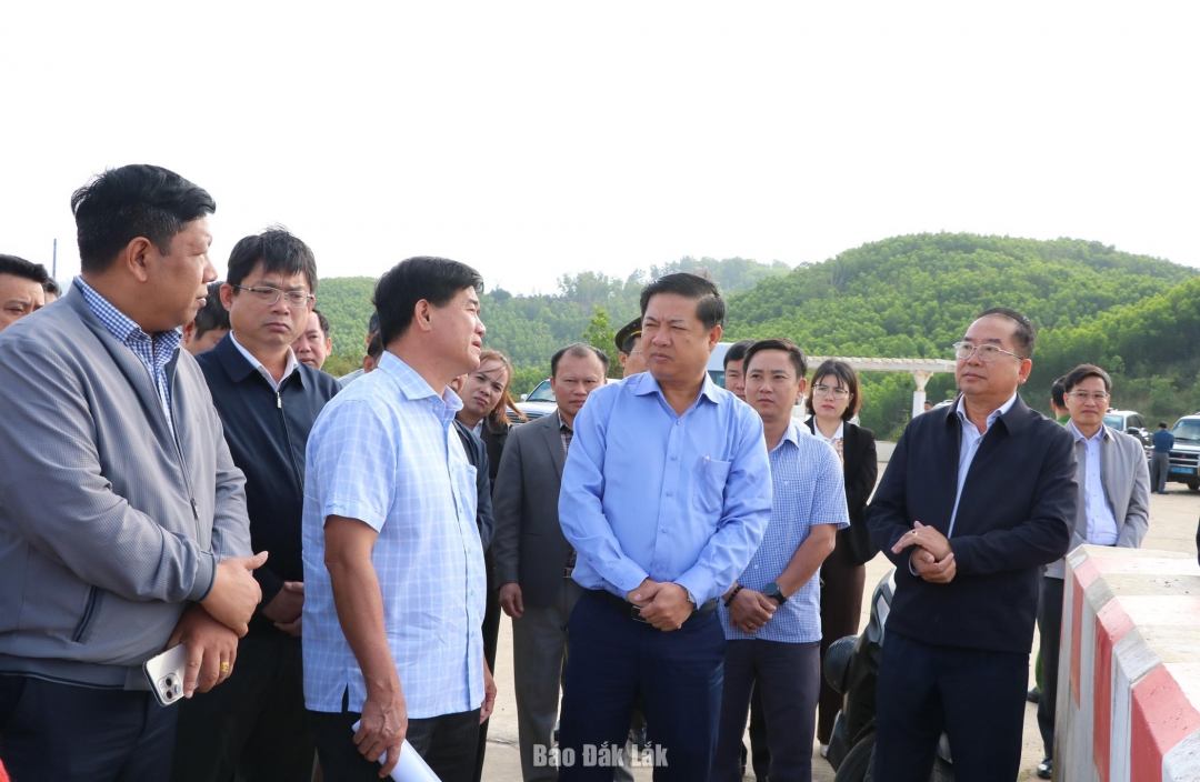 Bí thư Tỉnh ủy Lương Nguyễn Minh Triết kiểm tra thực tế Dự án hồ chứa nước Krông Pách Thượng.