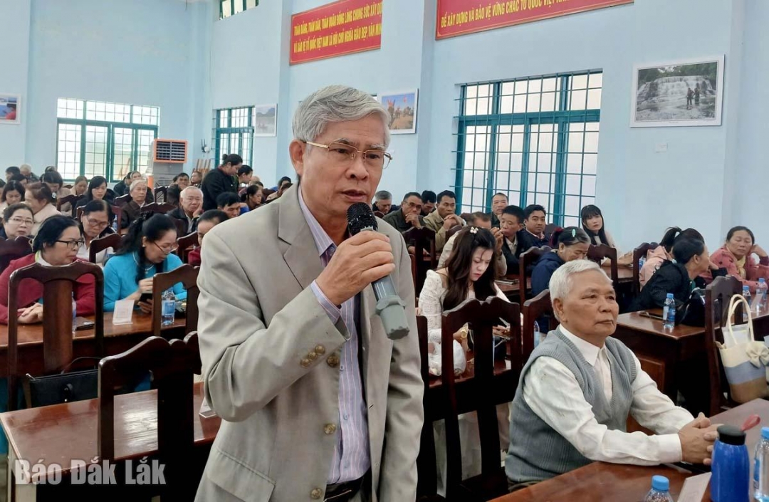 Một đại biểu phát biểu tại hội nghị