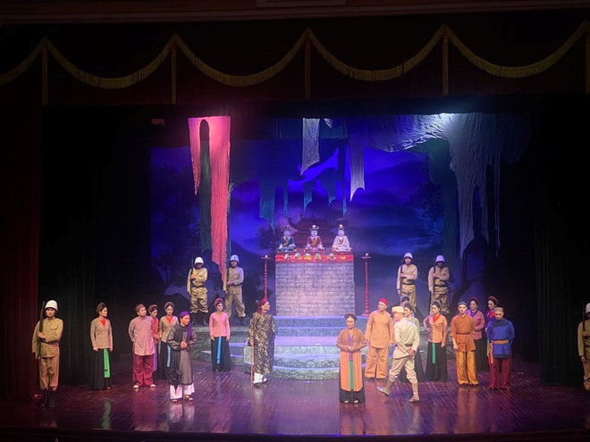 Trích đoạn vở chèo Bắc Lệ đền thiêng. Ảnh: BVHTTDL