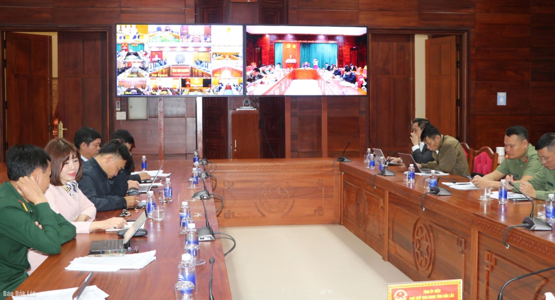 Các đại biểu tham dự phiên họp tại điểm cầu tỉnh Đắk Lắk.