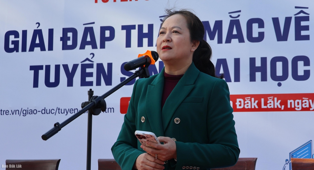 Phó giám đốc Sở GD-ĐT Đắk Lắk Lê Thị Kim Oanh 