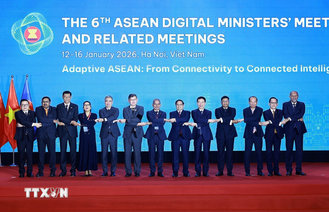 Thủ tướng Phạm Minh Chính và Trưởng đoàn các nước tham dự Hội nghị Bộ trưởng Số ASEAN (ADGMIN) lần thứ 6. Ảnh: TTXVN