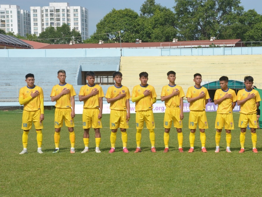 Các cầu thủ Đắk Lắk thi đấu ở Giải hạng Nhì quốc gia 2023.