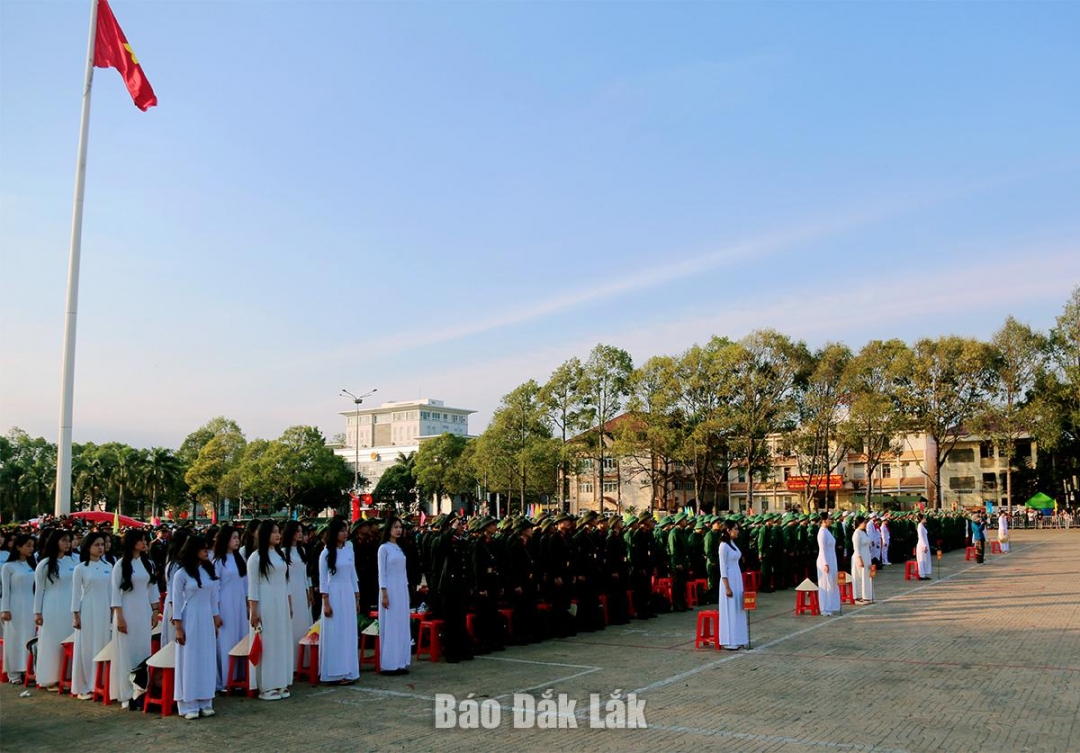 Quang cảnh Lễ giao - nhận quân TP. Buôn Ma Thuột