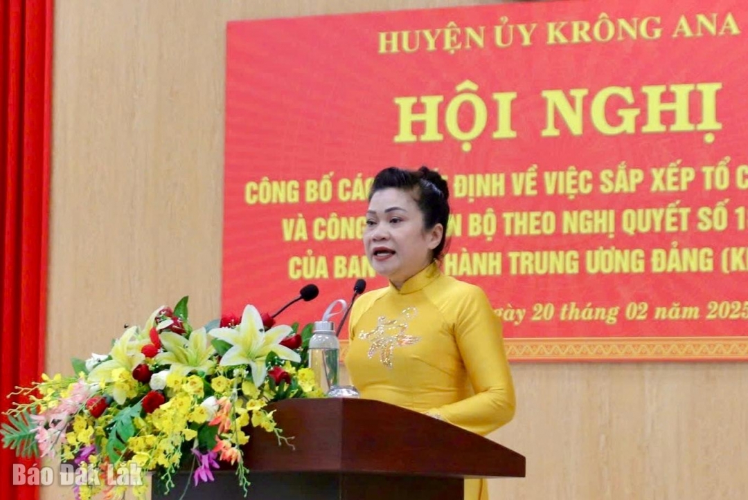 Bí thư Huyện ủy Krông Ana H’Yâo Knul  phát biểu tại hội nghị.