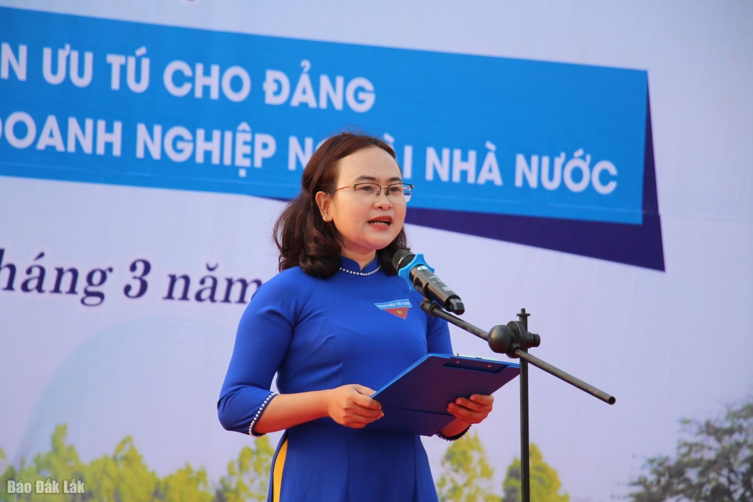 Bí thư Thành Đoàn Buôn Ma Thuột H Hương Bkrông ôn lại truyền thống 93 năm