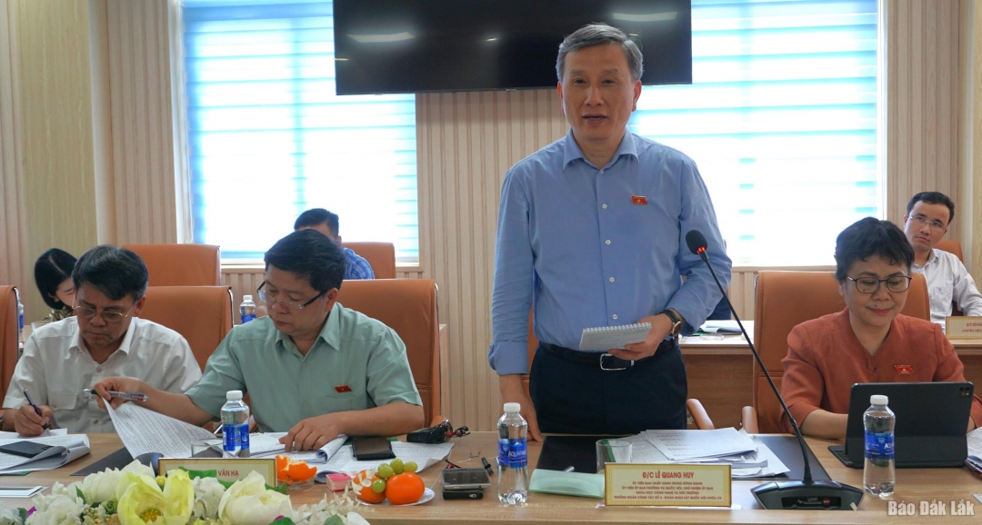 Phát biểu tại buổi làm việc, đồng chí Lê Quang Huy, Ủy viên Trung ương Đảng, Ủy viên Ủy ban Thường vụ Quốc hội, Chủ nhiệm Ủy ban Khoa học và Công nghệ 