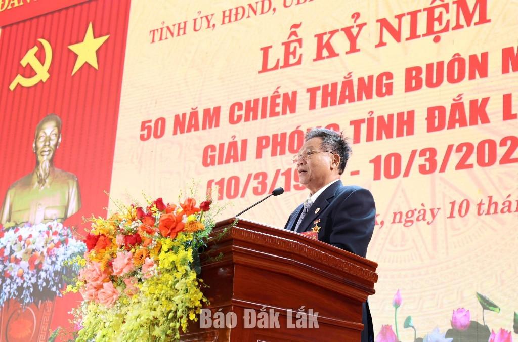 Cựu chiến binh Nguyễn Đức Thịnh, chiến sĩ Trung đoàn 149, Sư đoàn 316 - người trực tiếp tham gia Chiến dịch Tây Nguyên năm 1975 phát biểu tại buổi lễ.