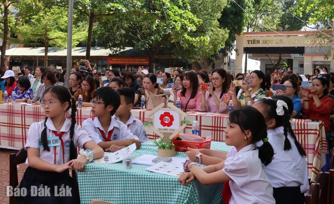 Tiết học STEM tại Trường Tiểu học Lê Thị Hồng Gấm.