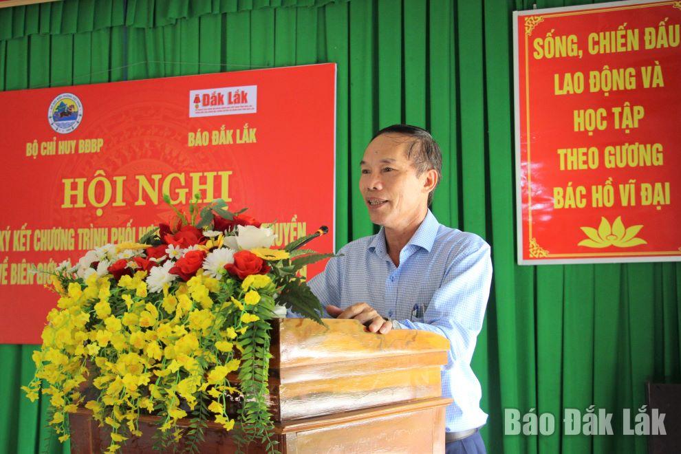 Tổng Biên tập Báo Đắk Lắk Đinh Xuân Toản phát biểu tại hội nghị.