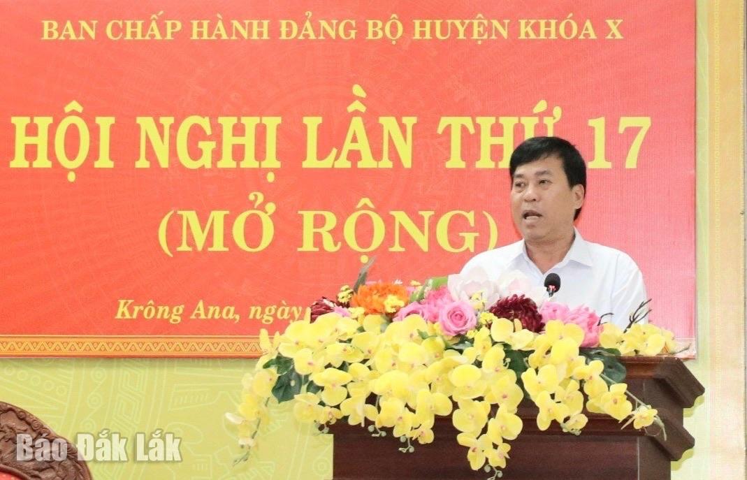 Bí thư Huyện uỷ Kr ông Ana Nguyễn Kính