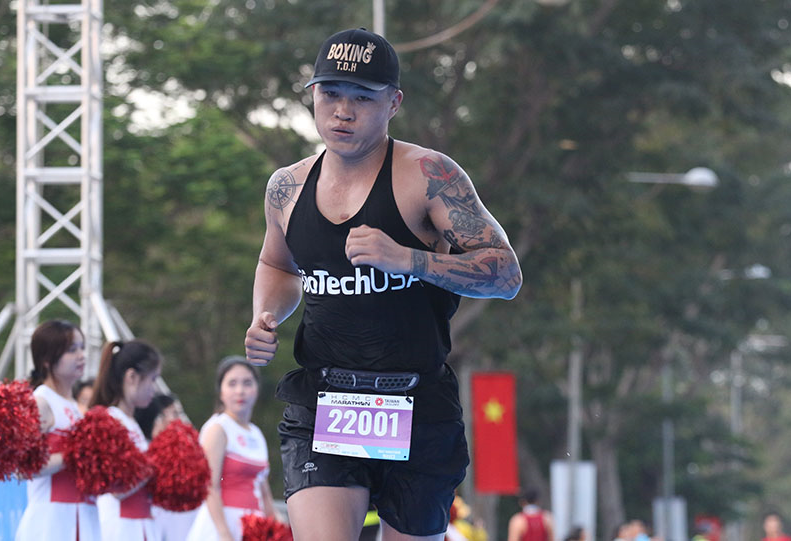 Trương Đình Hoàng dự HCMC Marathon năm 2020. Ảnh webthethao