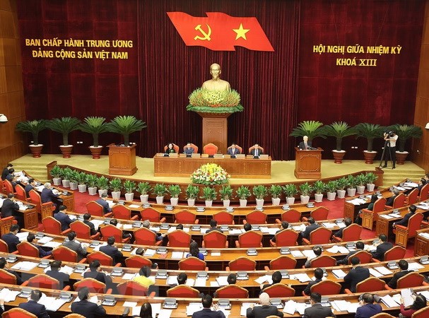 Hội nghị giữa nhiệm kỳ Ban Chấp hành Trung ương Đảng khóa XIII. Ảnh minh họa: TTXVN