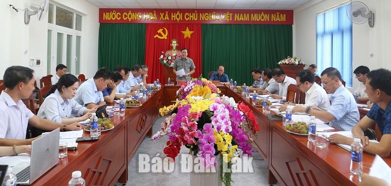 Đoàn giám sát của HĐND tỉnh làm việc với UBND huyện Lắk