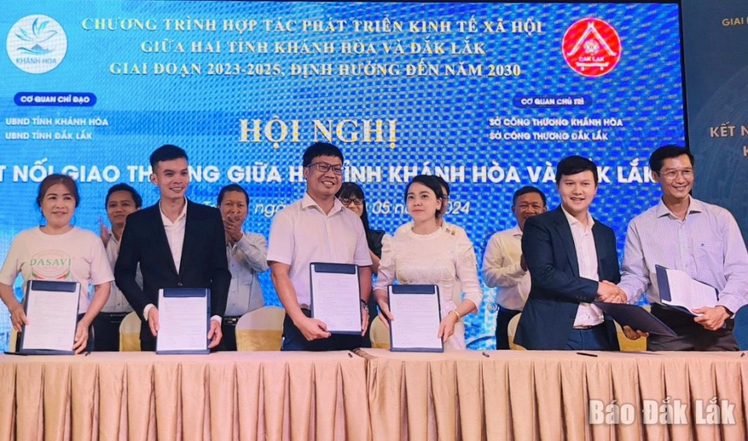 Doanh nghiệp hai tỉnh Đắk Lắk và Khánh Hòa ký kết biên bản ghi nhớ hợp tác sản xuất, kinh doanh.