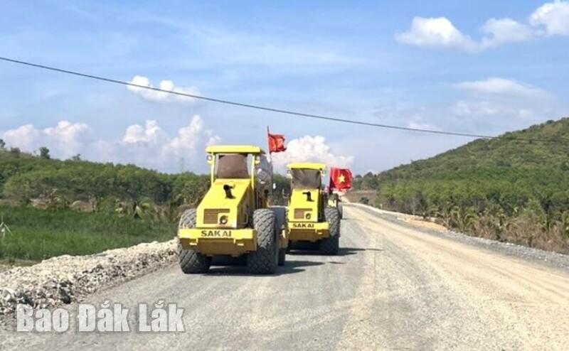 Thi công Dự án Đầu tư xây dựng đường Hồ Chí Minh đoạn tránh phía Đông thành phố Buôn Ma Thuột, tỉnh Đắk Lắk đoạn qua huyện Krông Pắc. (Ảnh minh họa)