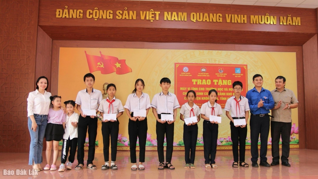 Đại diện các đơn vị