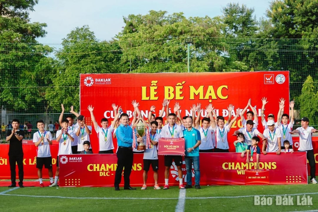 Đội Xổ số kiến thiết Đắk Lắk lên ngôi vô địch.