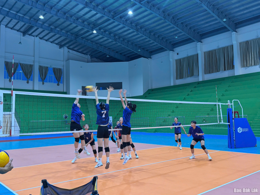Các cô gái trẻ Đắk Lắk dừng bước ở vòng bảng.