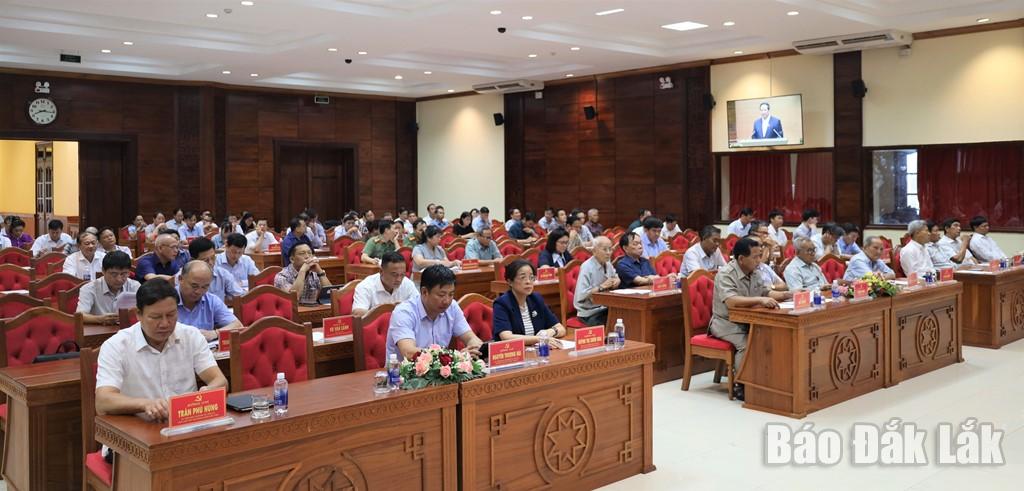 Các đại biểu tham dự hội nghị tạo điểm cầu tỉnh Đắk Lắk. 