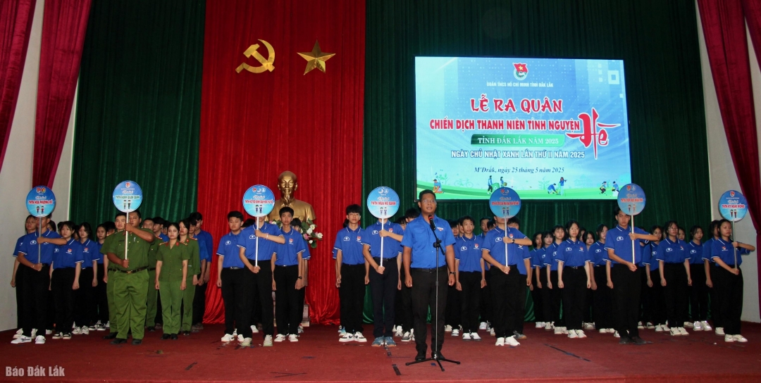 Các đội hình chính của Chiến dịch Thanh niên tình nguyện hè 2025 ra mắt nhận nhiệm vụ.