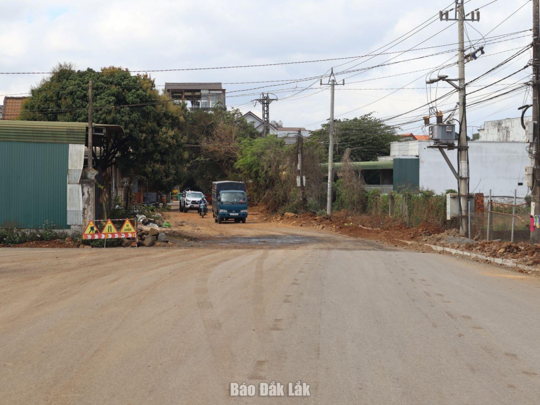 Điểm đầu đường tránh phía Đông TP. Buôn Ma Thuột đoạn qua xã Cuôr Đăng, huyện Cư Mgar.