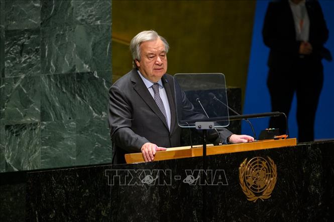 Tổng thư ký LHQ Antonio Guterres phát biểu tại phiên họp Đại hội đồng LHQ ở New York, Mỹ. Ảnh tư liệu: THX/TTXVN