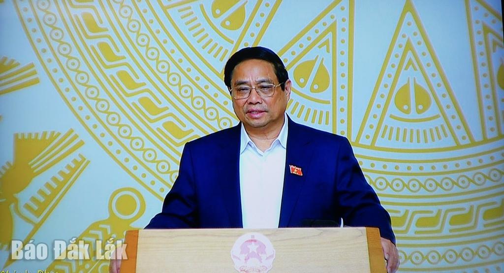 Thủ tướng Chính phủ Phạm Minh Chính chỉ đạo tại phiên họp