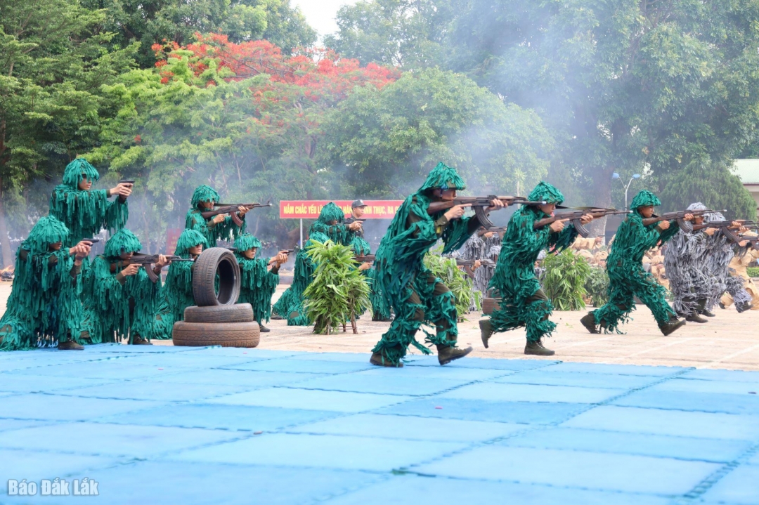 và thực hành tình huống chống khủng bố.