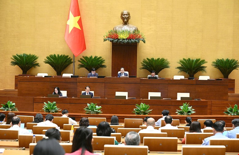 Quang cảnh phiên làm việc. Ảnh: quochoi.vn