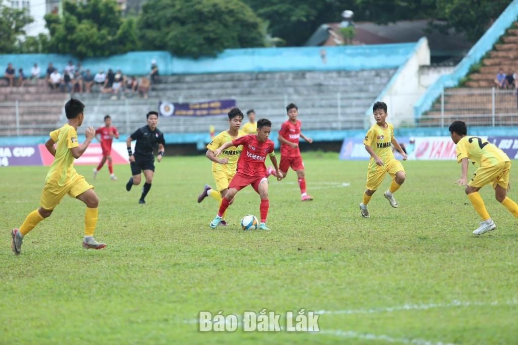 Các cầu thủ U13 tranh tài tại giải này năm 2024.