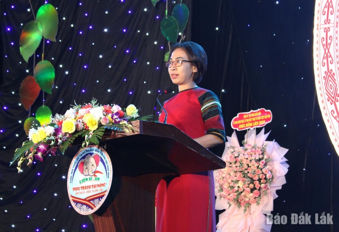 Bí thư Tỉnh Đoàn Đắk Lắk, Trưởng Ban tổ chức Liên hoan H’Giang Niê phát biểu bế mạc.