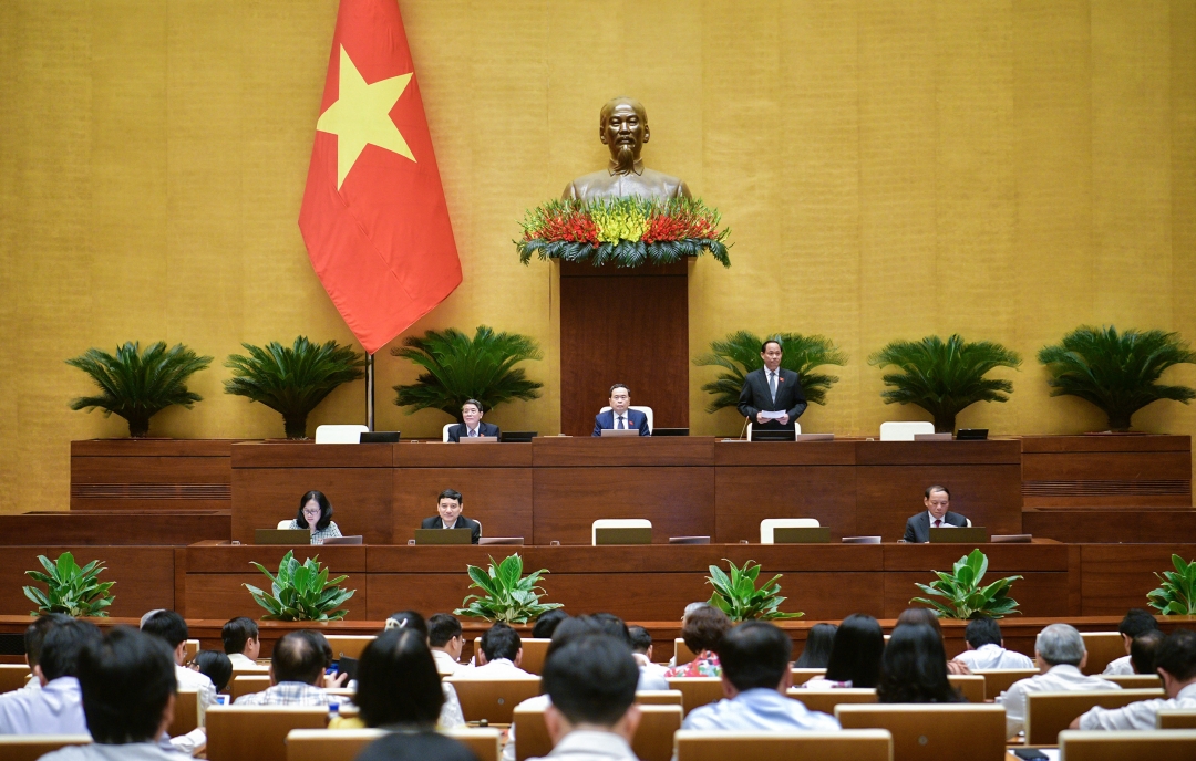 Phó Chủ tịch Quốc hội, Thượng tướng Trần Quang Phương phát biểu, điều hành nội dung Chương trình. Ảnh: quochoi.vn