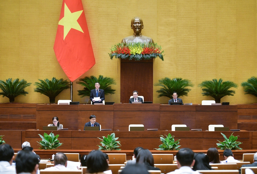 Phó Chủ tịch Quốc hội Nguyễn Đức Hải điều hành nội dung phiên họp. Ảnh: quochoi.vn