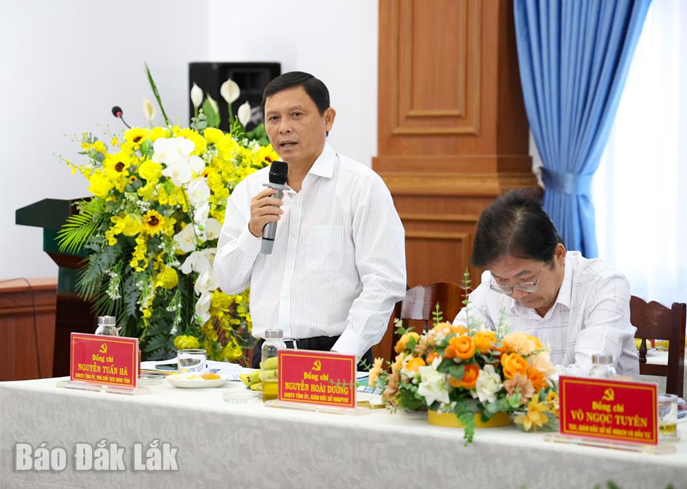 Phó Chủ tịch UBND tỉnh Nguyễn Tuấn Hà tham gia ý kiến và trả lời một số kiến nghị, đề xuất của Ban Thường vụ Huyện ủy Krông Pắc.