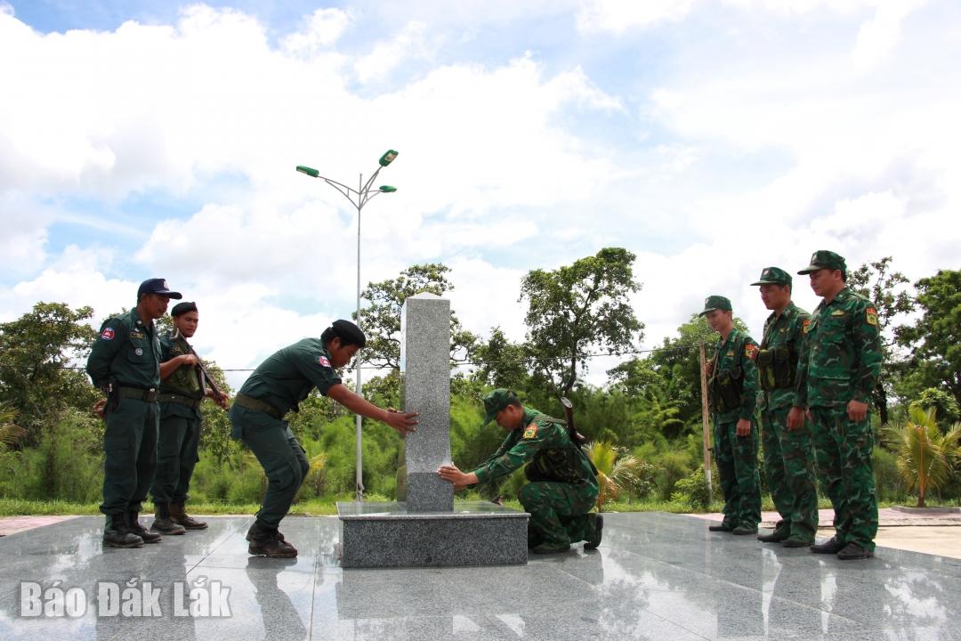 Bộ đội Biên phòng Đắk Lắk và lực lượng bảo vệ biên giới bạn Campuchia xây dựng mối quan