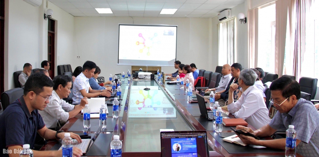 Các đại biểu tham dự Hội nghị tại điểm cầu Đắk Lắk.