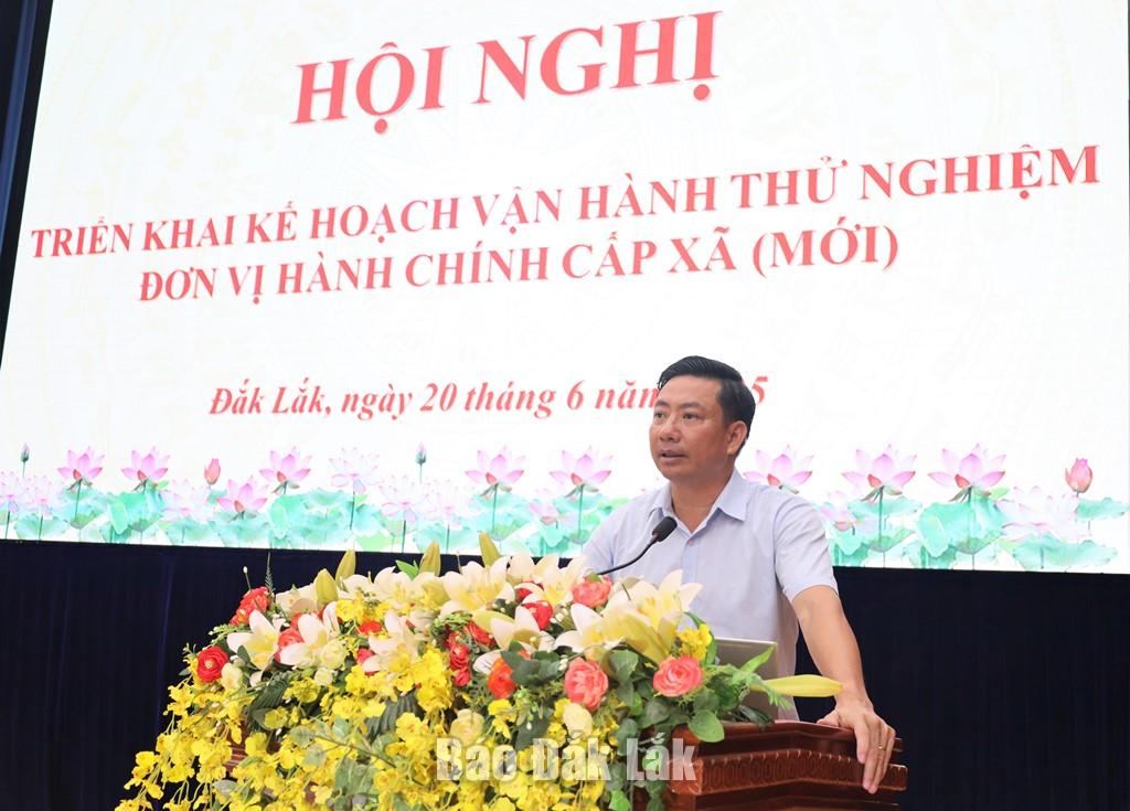 Ủy viên Ban Thường vụ Tỉnh ủy, Trưởng Ban tổ chức Tỉnh ủy Nguyễn Thượng Hải đã thông báo các chức danh lãnh đạo chủ chốt 68 xã, phường (mới) và quán triệt, phổ biến nội dung tập huấn.