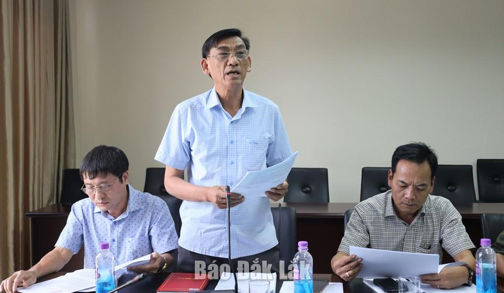 Trưởng Ban Tổ chức Đảng ủy Lê Nam Cao trình bày dự thảo Đề án, Quyết định thành lập Đảng bộ Báo Đắk Lắk.