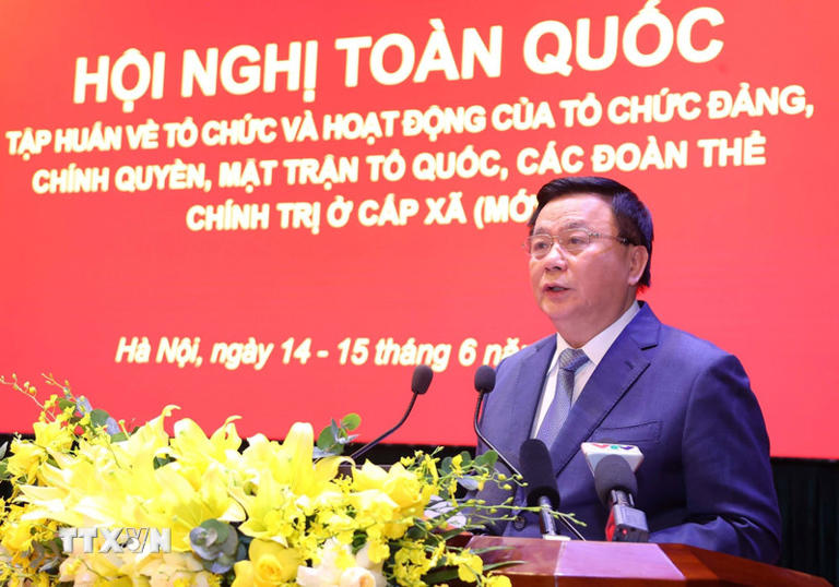 Ủy viên Bộ Chính trị, Giám đốc Học viện Chính trị Quốc gia Hồ Chí Minh, Chủ tịch Hội đồng Lý luận Trung ương Nguyễn Xuân Thắng phát biểu khai mạc hội nghị. Ảnh: TTXVN