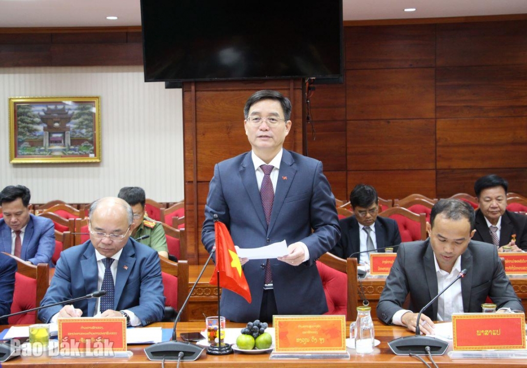 Bí thư Tỉnh ủy Đắk Lắk Nguyễn Đình Trung phát biểu tại chương trình.