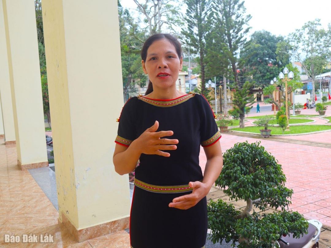 Bí thư Chi bộ buôn Dơng Kriêng, thị trấn Liên Sơn, huyện Lắk (cũ)  bày tỏ mong muốn về chính sách đào tạo nghề, tạo việc làm cho đồng bào dân tộc thiểu số nói riêng, đồng bao Mnông nói chung.