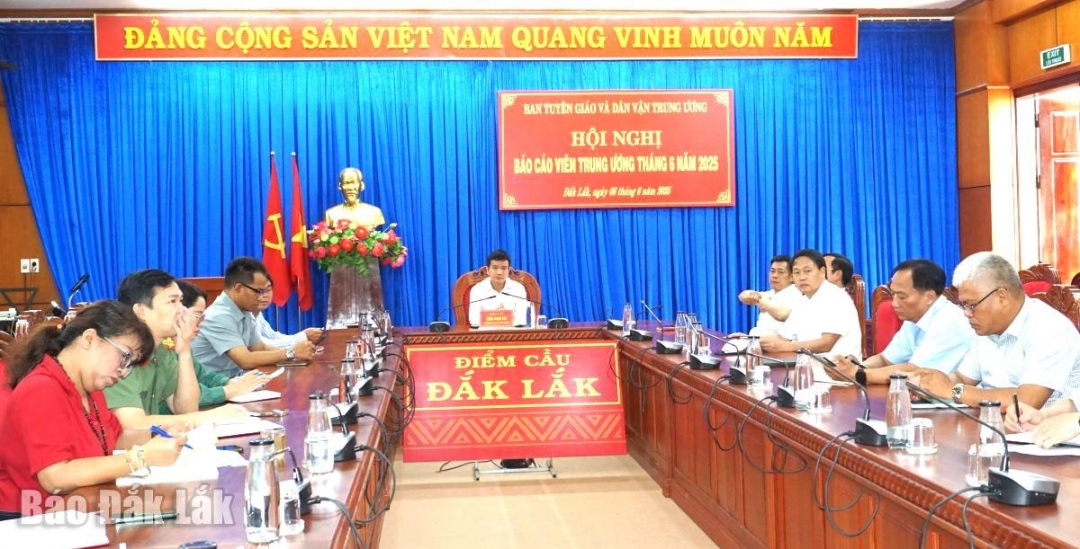 Các đại biểu tham dự tại điểm cầu tỉnh Đắk Lắk.