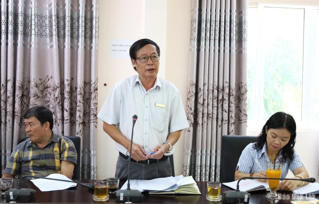 Giám đốc Sở Khoa học và Công nghệ Đinh Khắc Tuấn thông tin tình hình thực hiện Chương trình 1747 cho Đoàn giám sát.