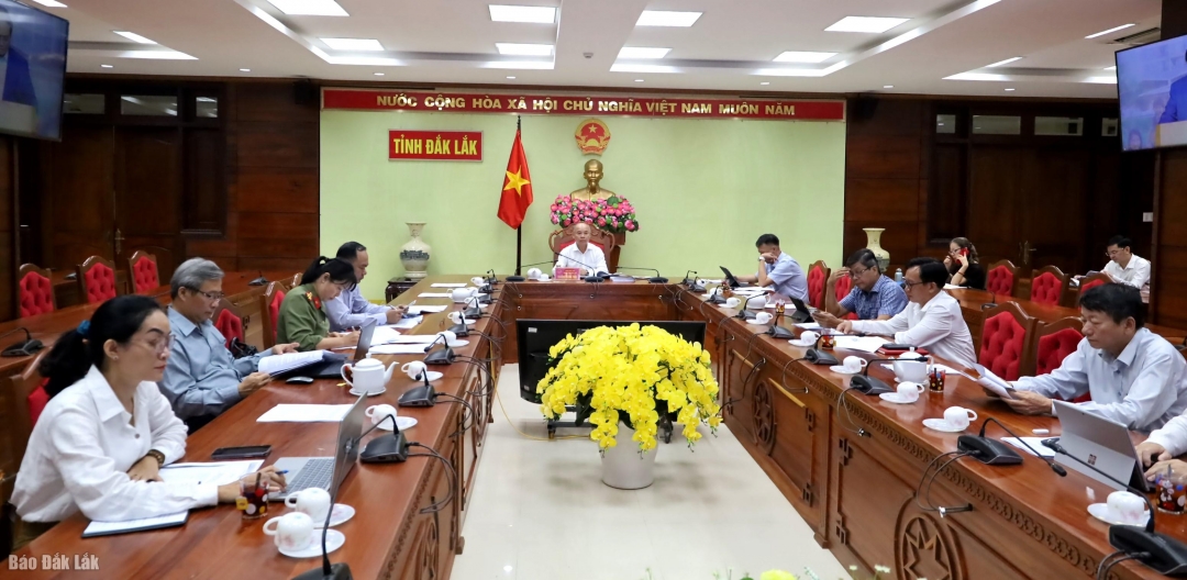 Đại biểu tham dự hội nghị tại điểm cẩu Đắk Lắk