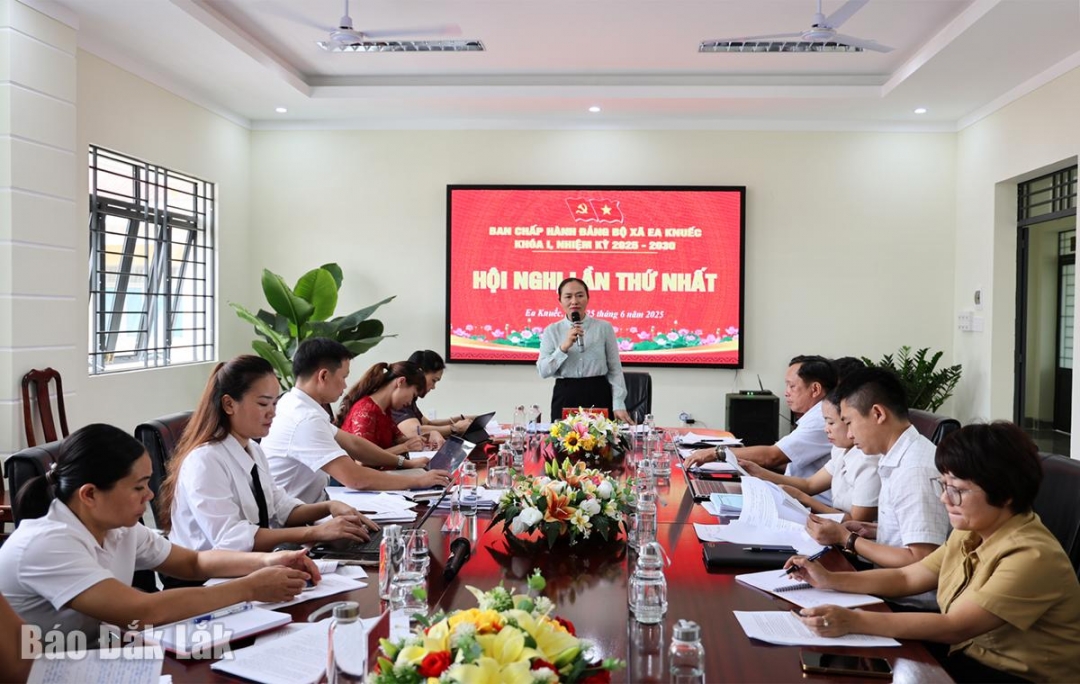 Vận hành thử nghiệm Hội nghị Ban chấp hành Đảng bộ xã Ea Knuếc (mới).