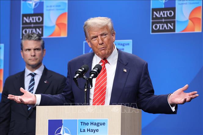 Tổng thống Mỹ Donald Trump phát biểu trong cuộc họp báo sau Hội nghị thượng đỉnh NATO ở La Haye, Hà Lan ngày 25/6/2025. Ảnh: THX/TTXVN