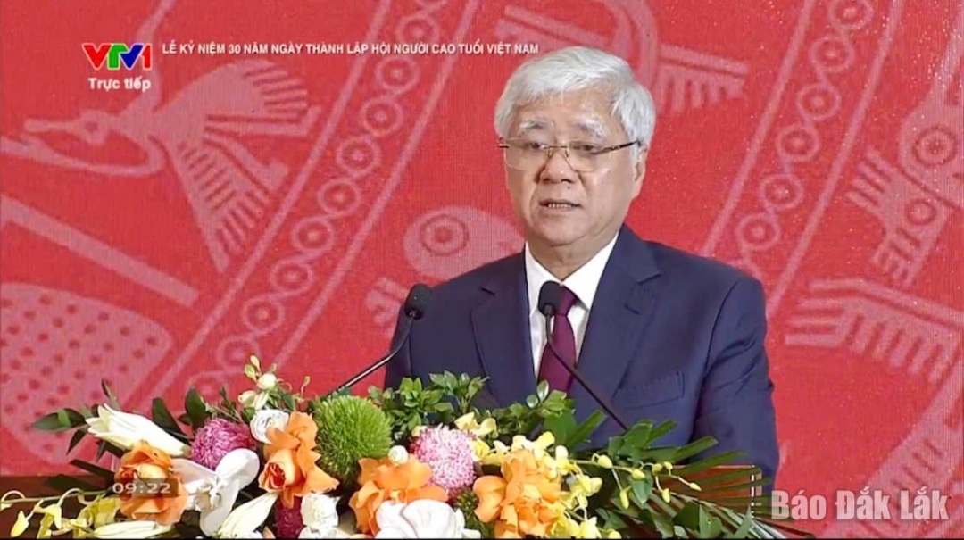 phát biểu chỉ đạo tại buổi lễ.